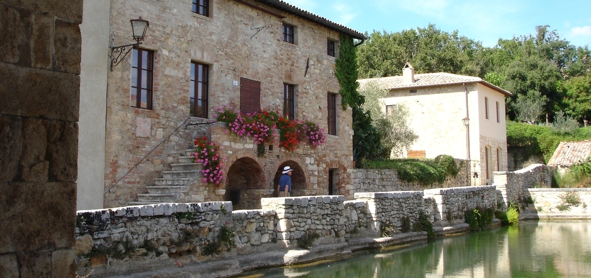 18. Tuscan village